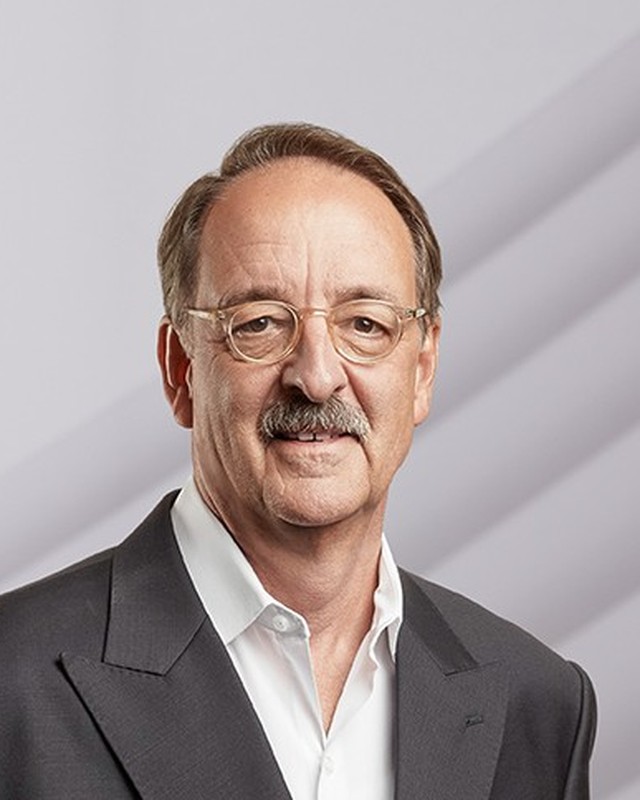 Peter Alexander